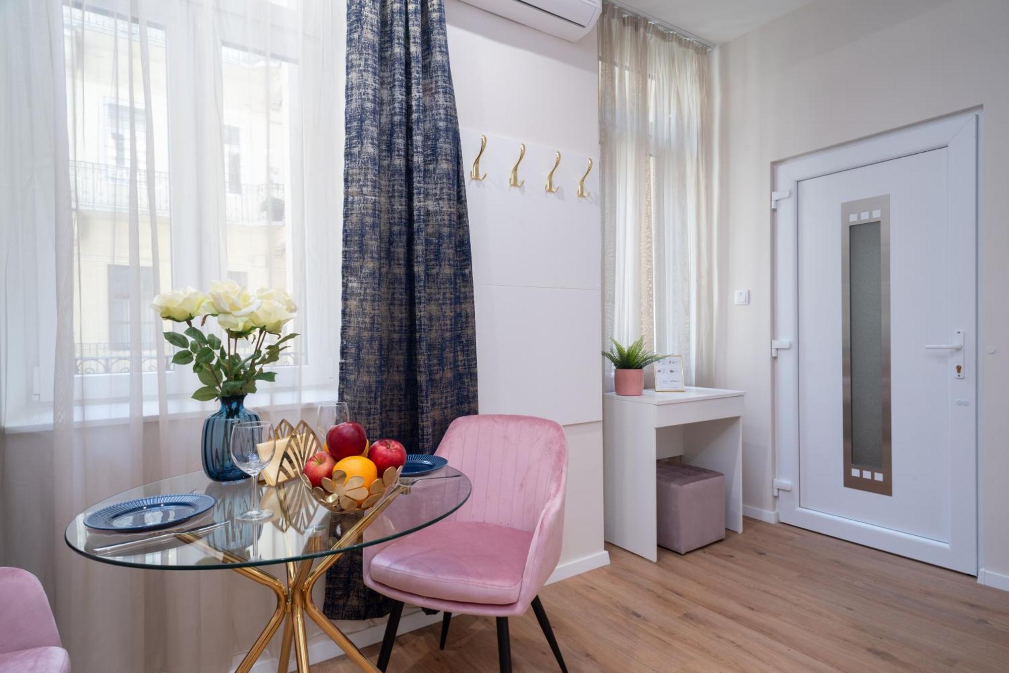 Amethyst Apartments - Acacia Studio ブダペスト エクステリア 写真